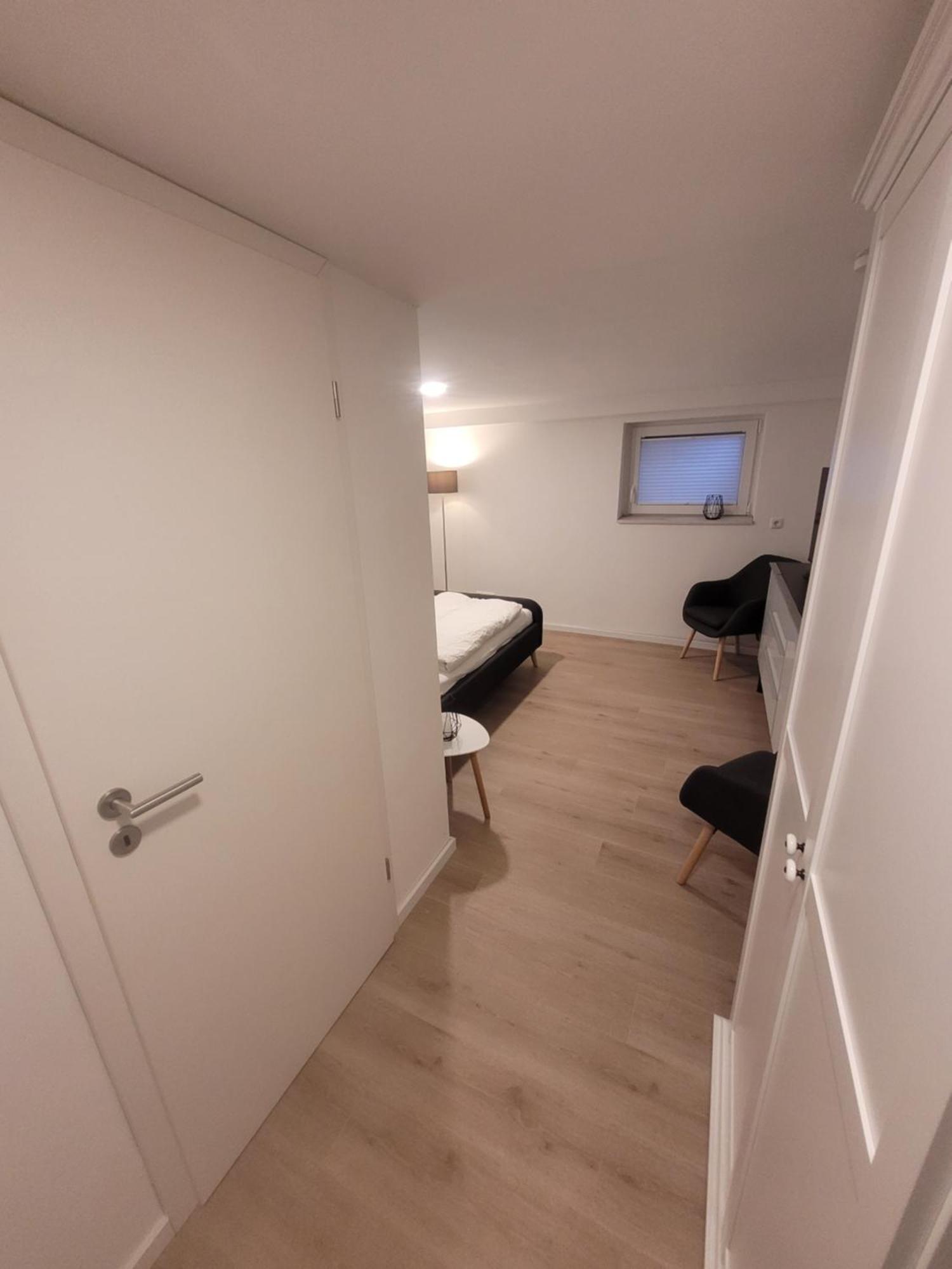 Zimmer Im Souterrain Mit Eigenem Bad Celle Kültér fotó